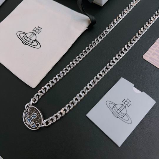 Vivienne Westwood necklace 12lyh94